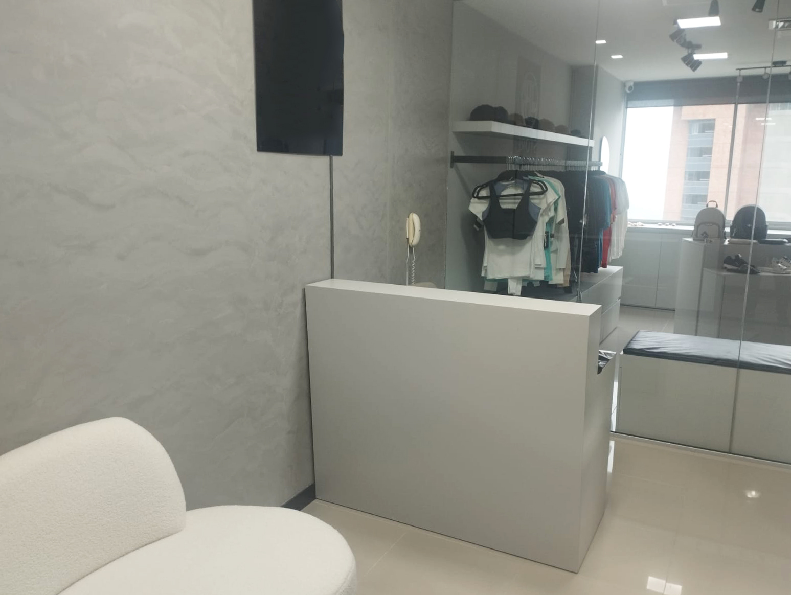 Oficina en venta en El Tesoro, Medellín, 33 m² · foto 7 de 11