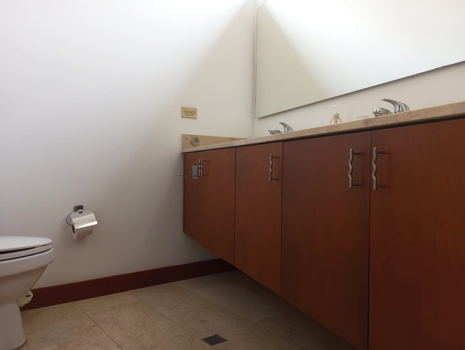 Apartamento en arriendo en La Florida, Medellín · foto 15 de 16