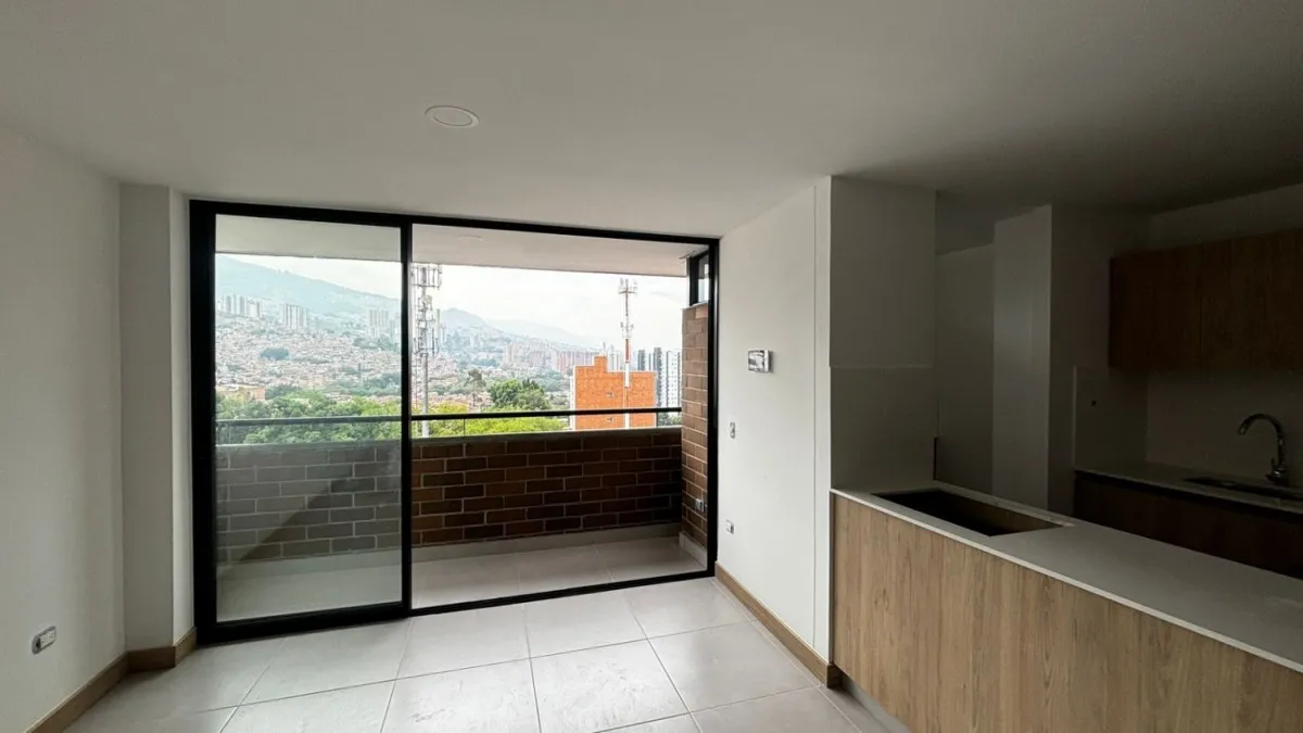 Apartamento en venta en Santa Lucia, Medellín · foto 4 de 15