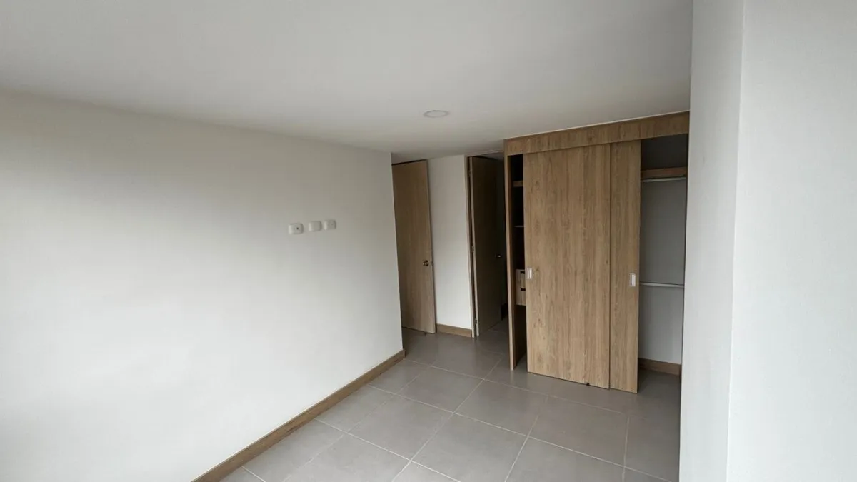 Apartamento en venta en Santa Lucia, Medellín · foto 6 de 15