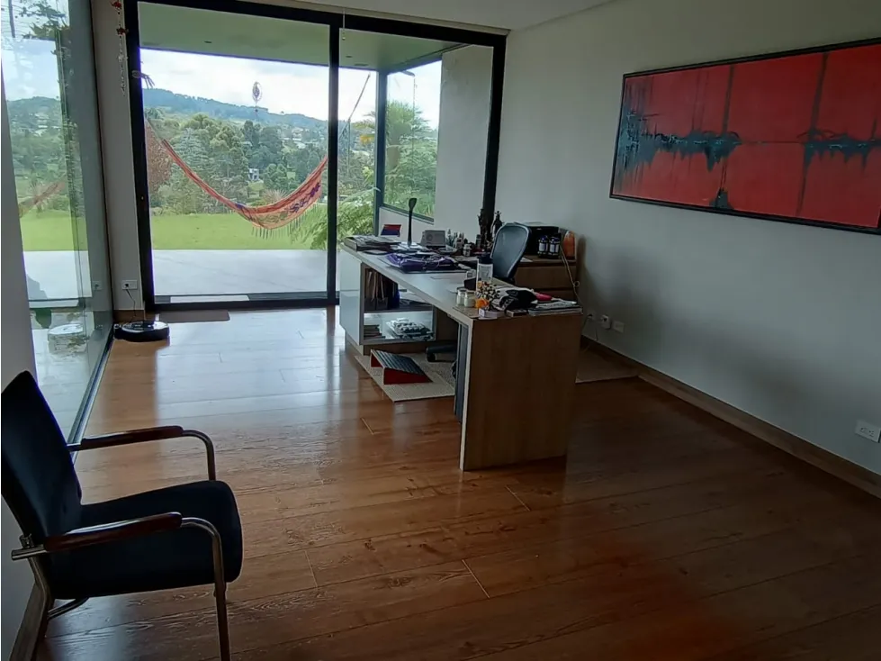 Casa de 5 alcobas en venta en Las Palmas, Envigado, 526 m² · foto 15 de 24