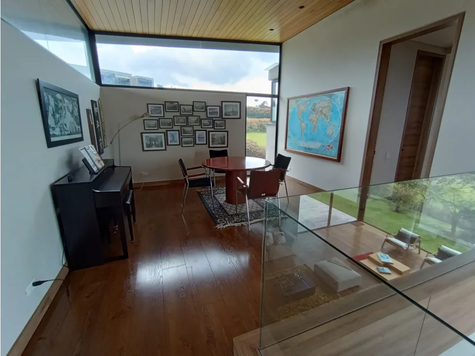 Casa de 5 alcobas en venta en Las Palmas, Envigado, 526 m² · foto 18 de 24