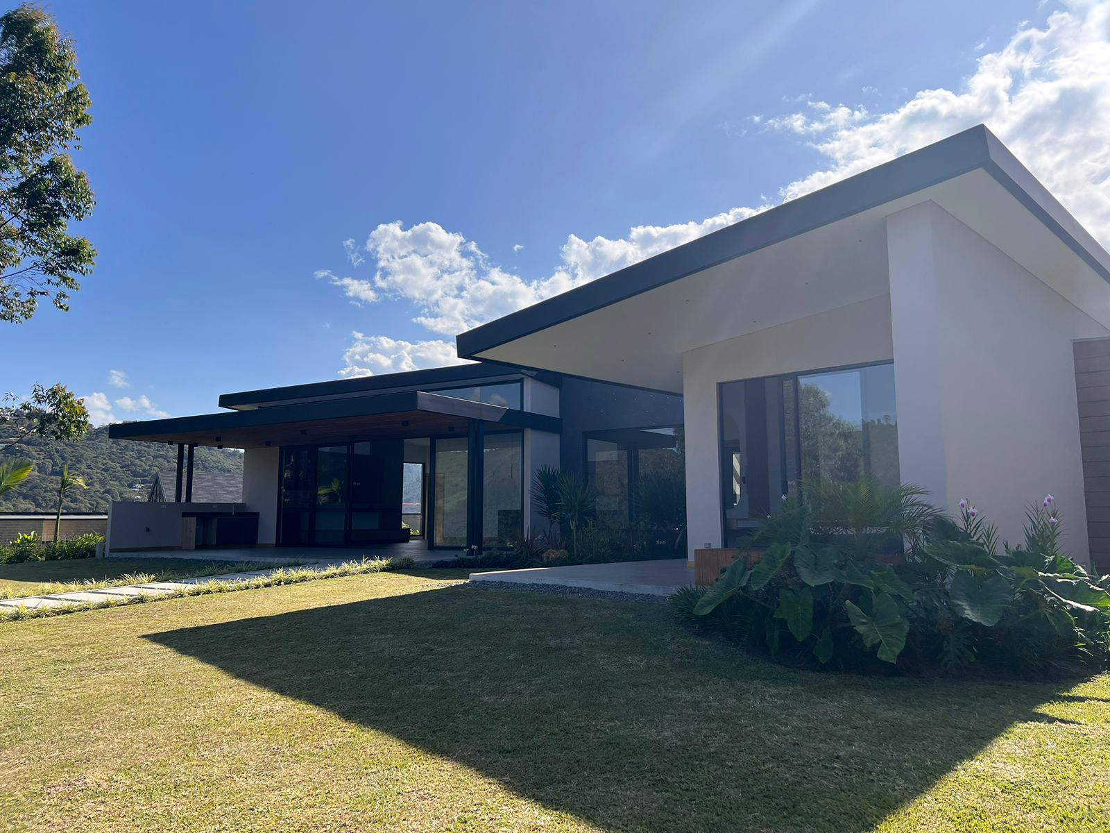 Casa de 3 alcobas en venta en El Retiro, 335 m² · foto 17 de 20