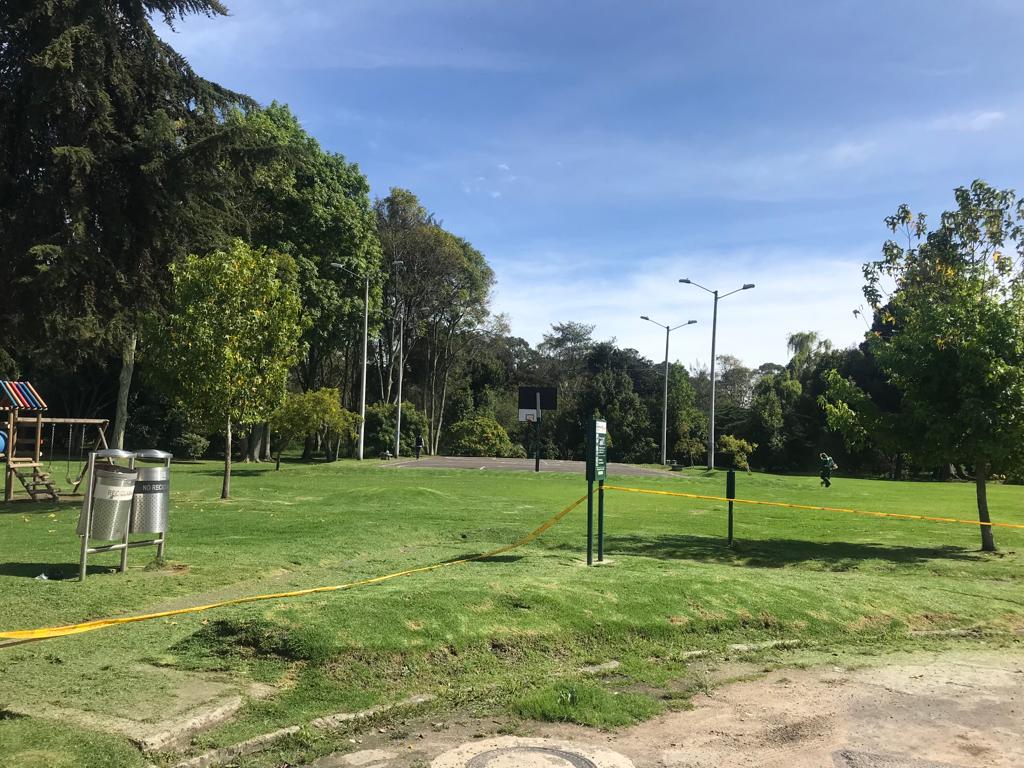 Casa de 4 alcobas en venta en Niza Norte, Bogotá, 280 m² · foto 2 de 24