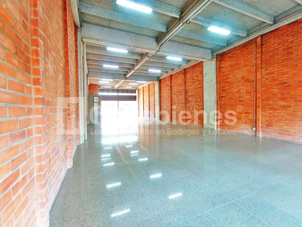 Local en arriendo en Santa Fe, Medellín, 197 m² · foto 2 de 10