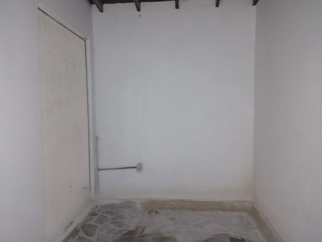Bodega en arriendo en Belén Fatima, Medellín, 220 m² · foto 10 de 11