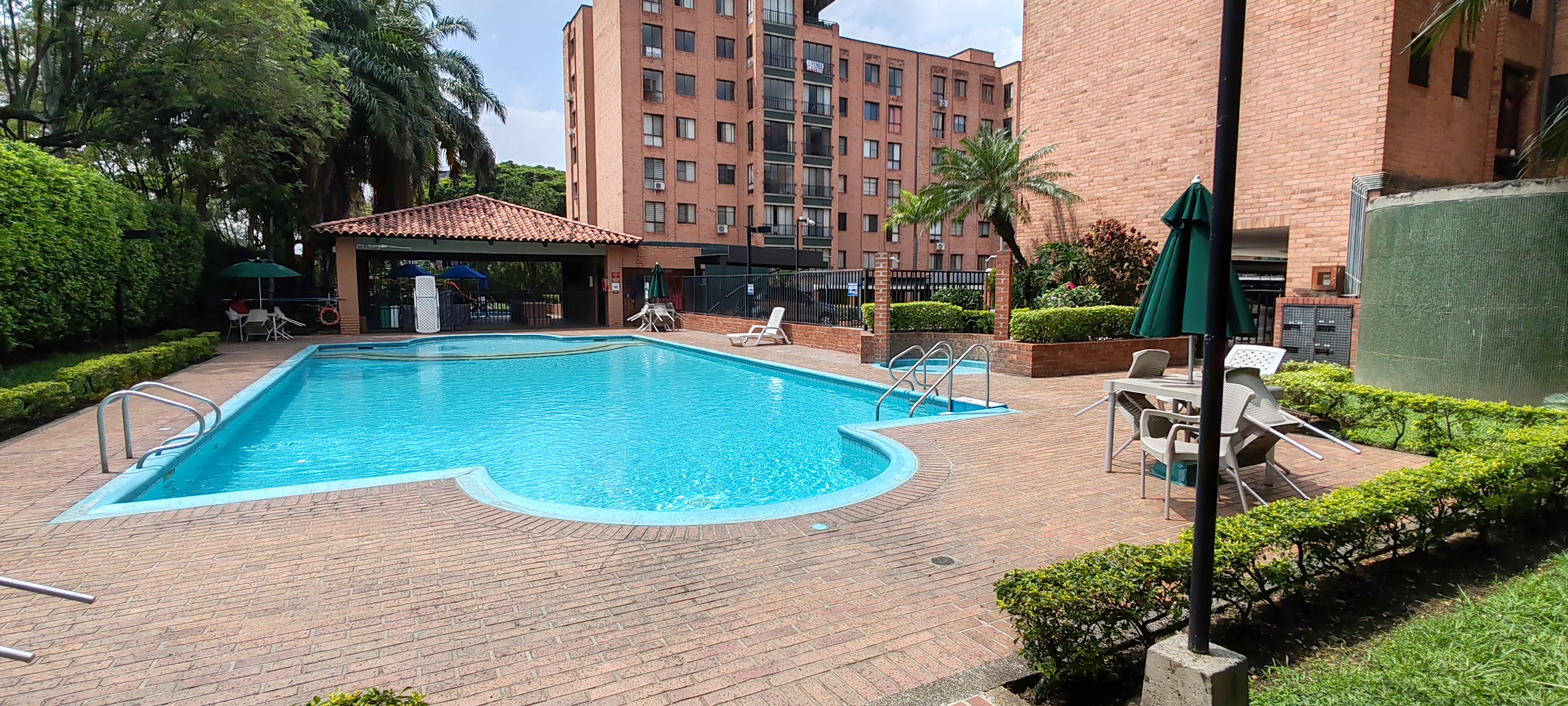 Apartamento en venta en El Ingenio, Cali · foto 3 de 22