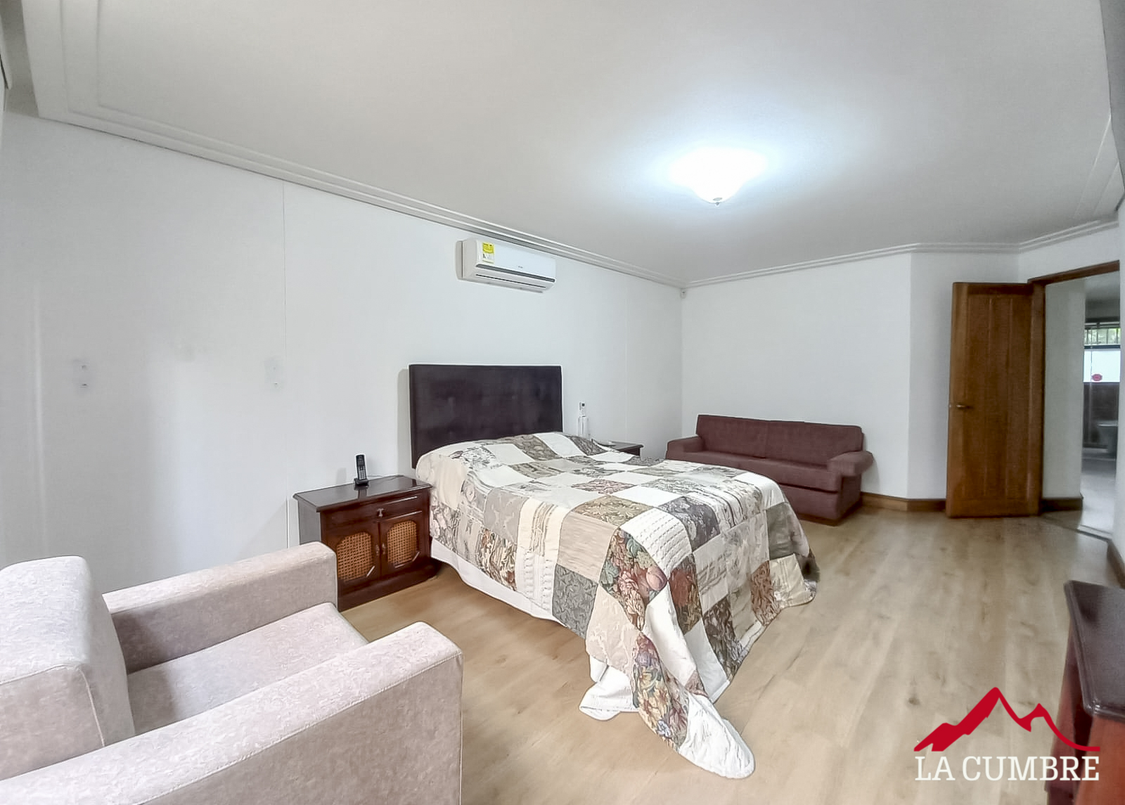 Apartamento en arriendo en El Poblado, Medellín · foto 11 de 12