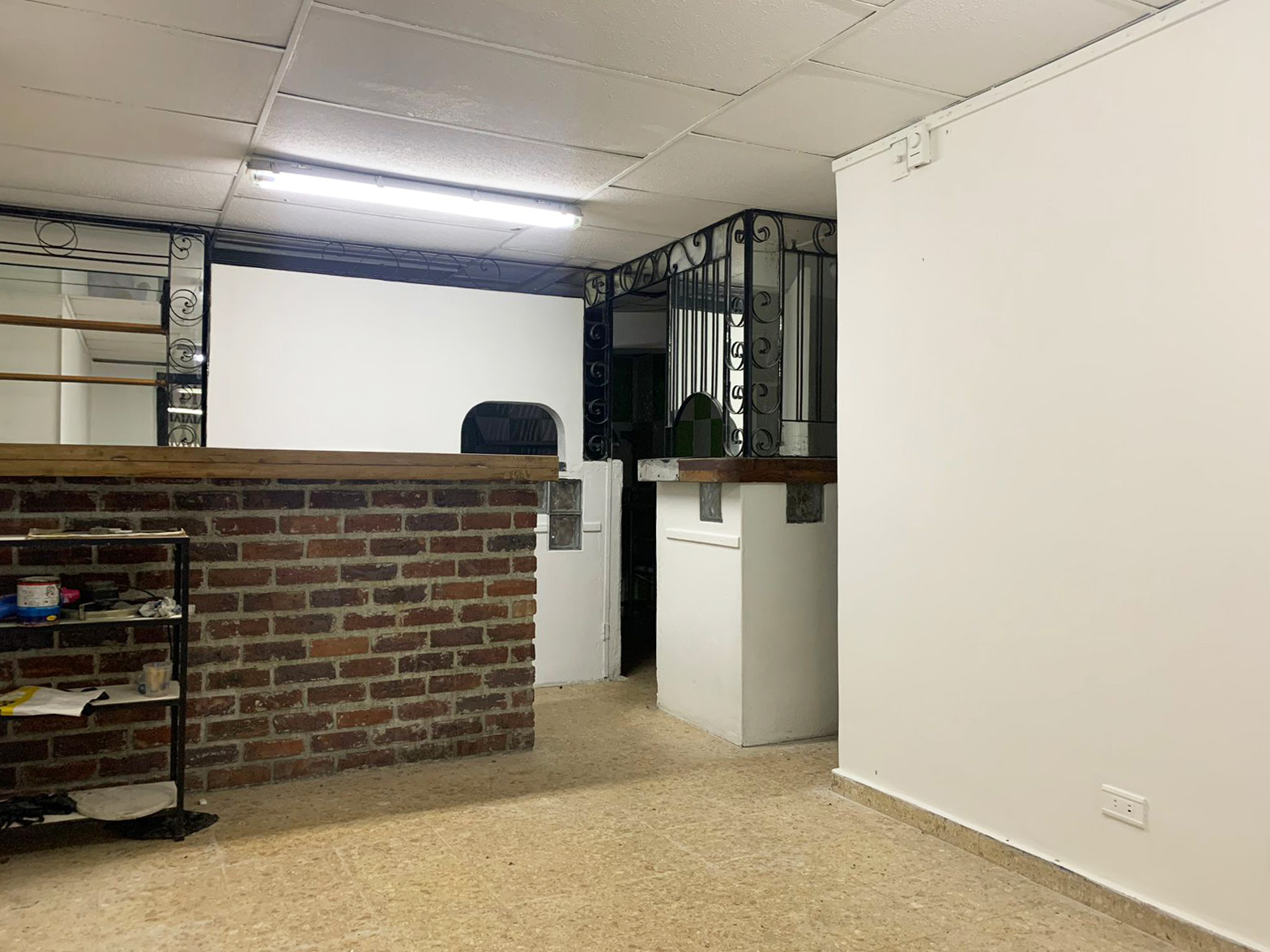 Local en arriendo en Patio Bonito, Medellín, 31 m² · foto 4 de 7