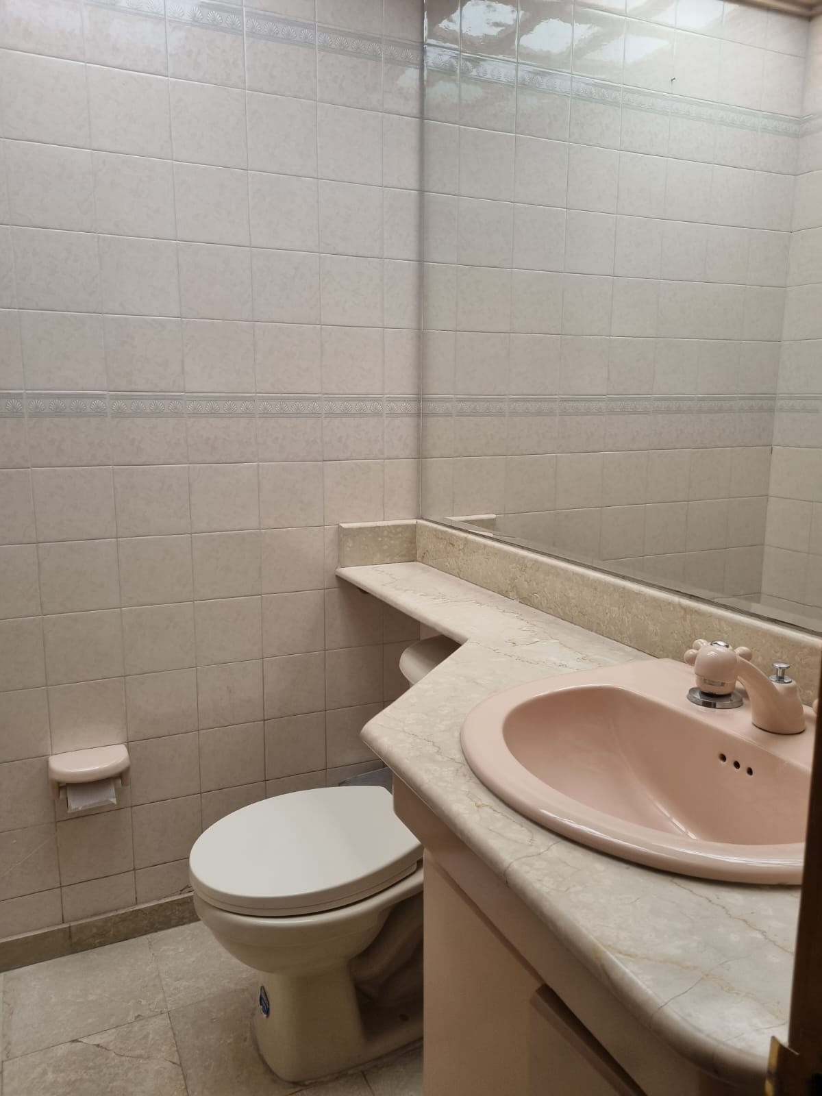 Casa en venta en Santa Barbara Alta, Bogotá · foto 7 de 24