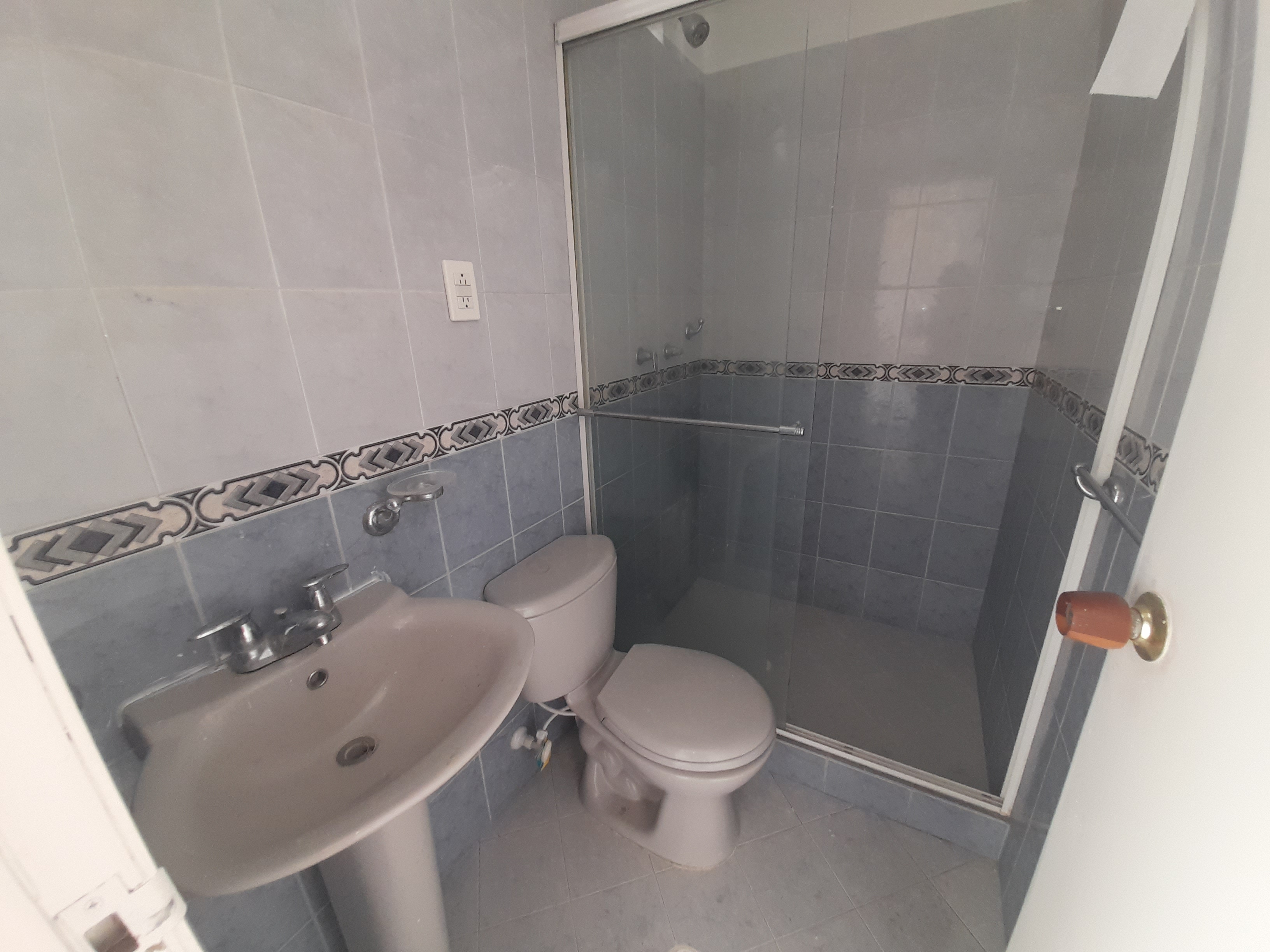 Casa de 6 alcobas en venta en Cabecera Del Llano, Bucaramanga, 279 m² · foto 14 de 24