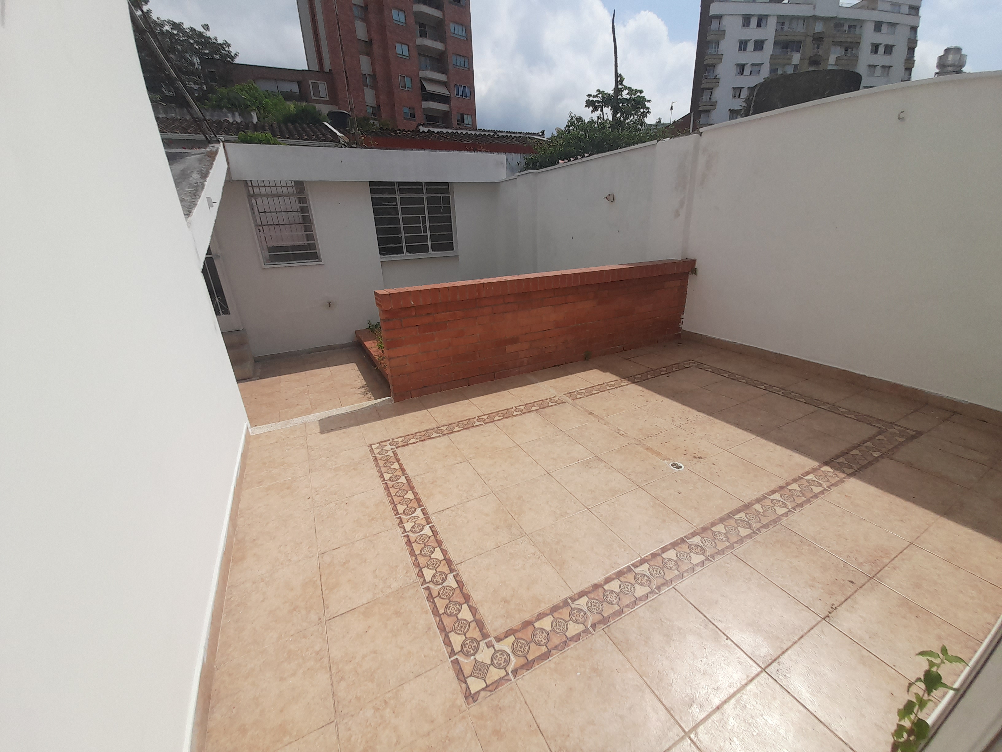 Casa de 6 alcobas en venta en Cabecera Del Llano, Bucaramanga, 279 m² · foto 24 de 24