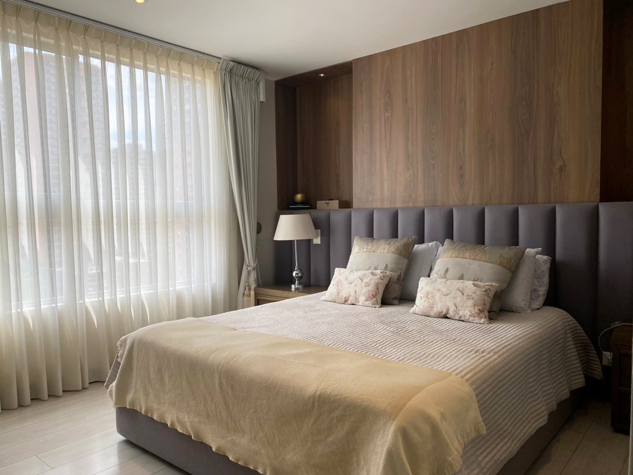 Apartamento de 3 alcobas en arriendo en Ciudad Del Río, Medellín, 115 m² · foto 10 de 19