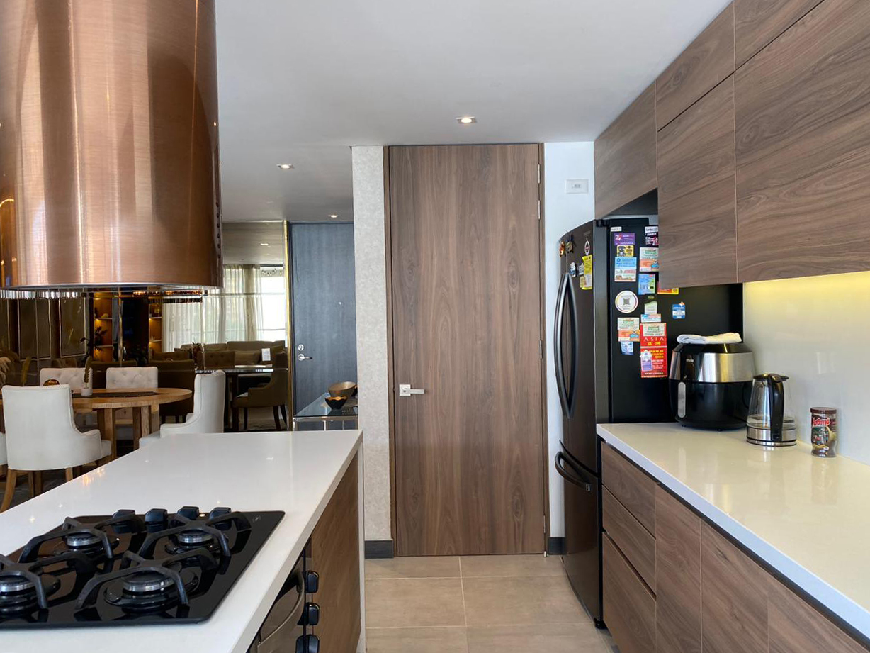 Apartamento de 3 alcobas en arriendo en Ciudad Del Río, Medellín, 115 m² · foto 7 de 19