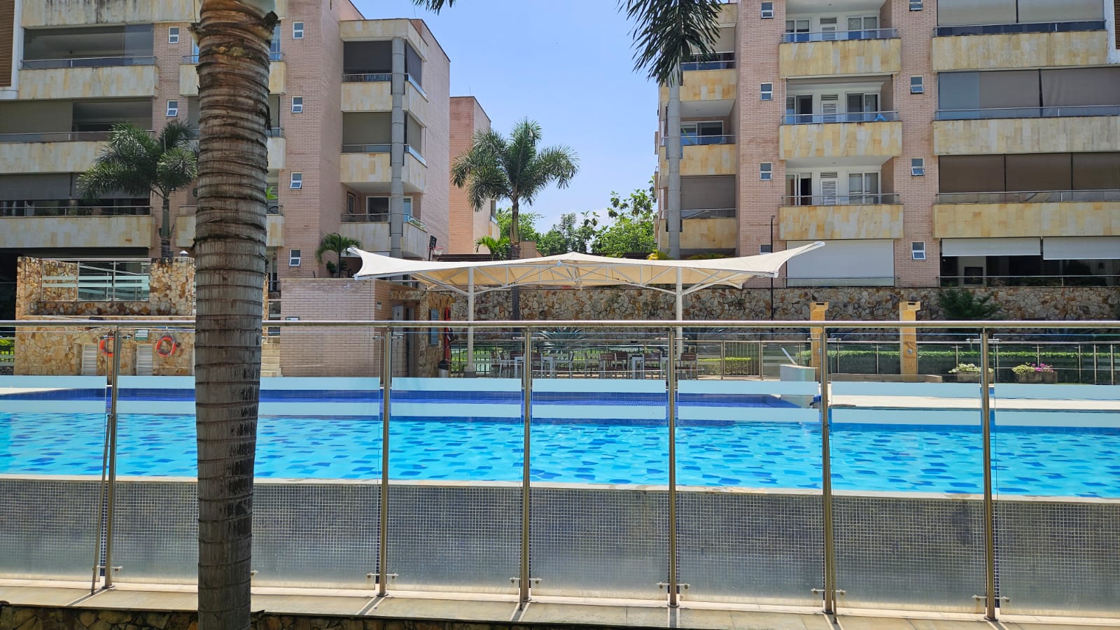 Apartamento de 3 alcobas en venta en Pance, Cali, 330 m² · foto 11 de 24