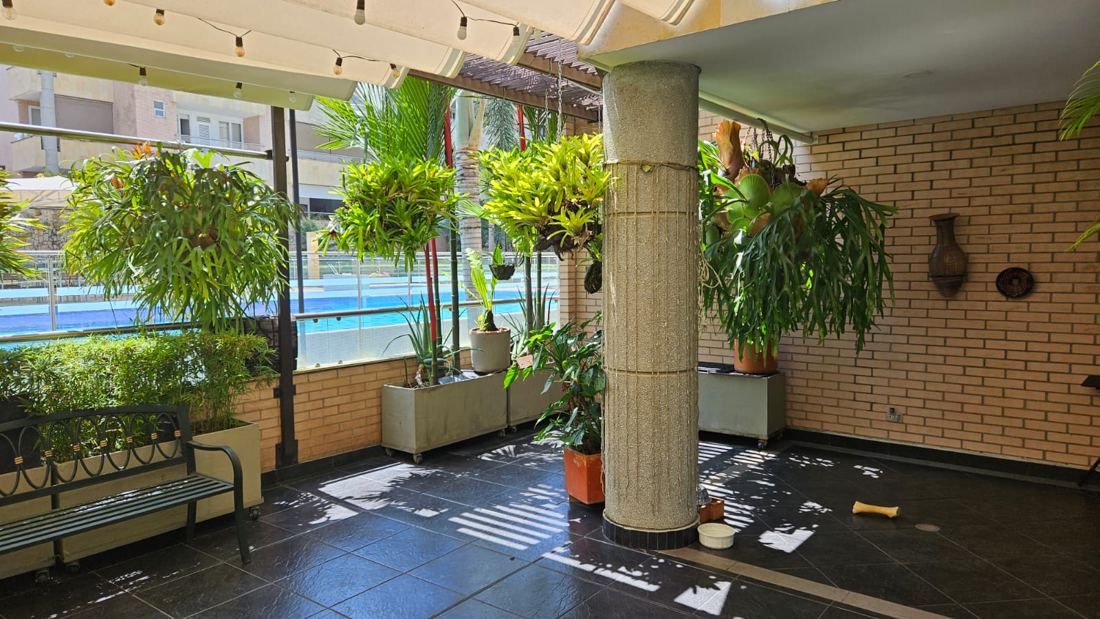 Apartamento de 3 alcobas en venta en Pance, Cali, 330 m² · foto 2 de 24