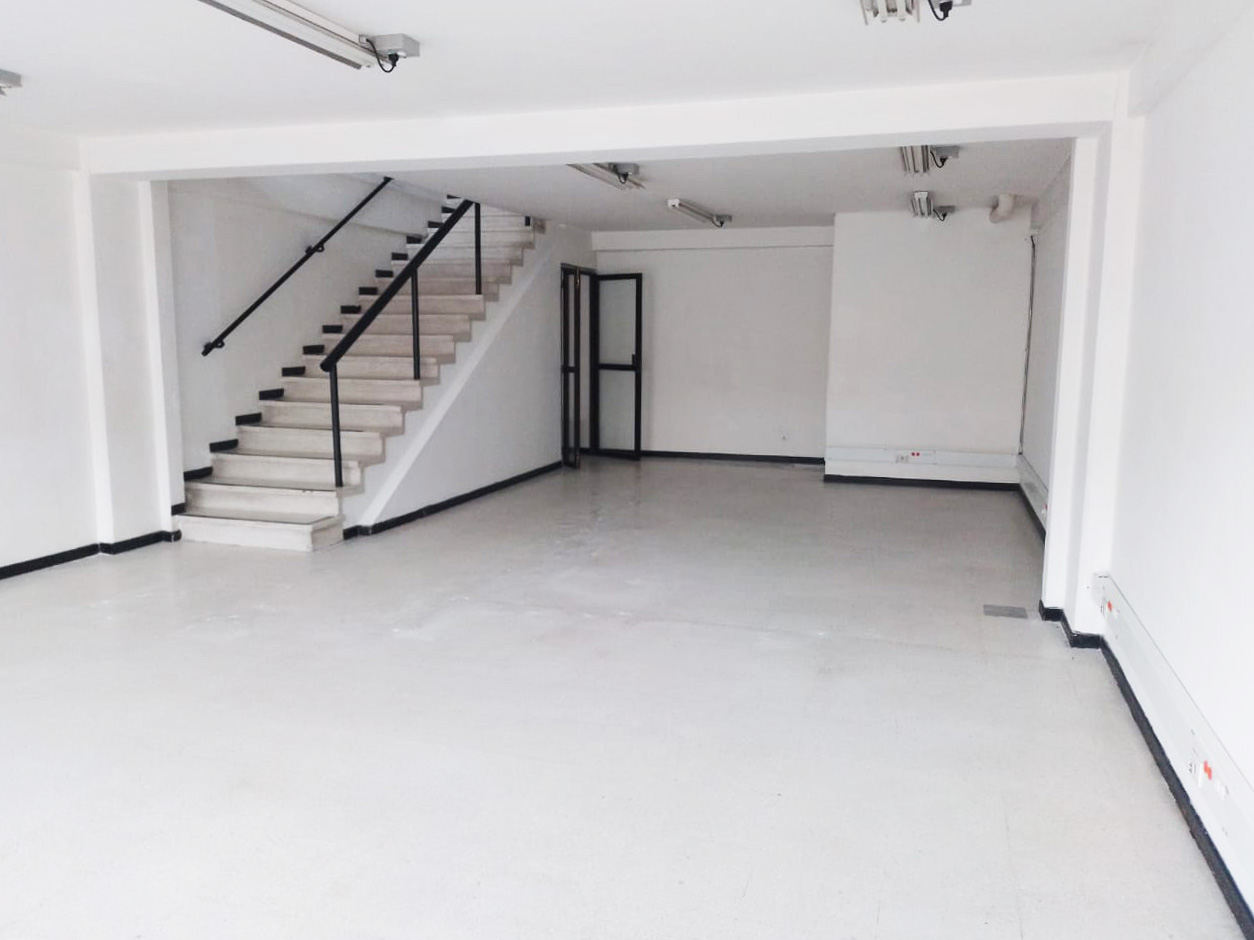 Bodega en arriendo en Cristo Rey, Medellín, 280 m² · foto 12 de 18