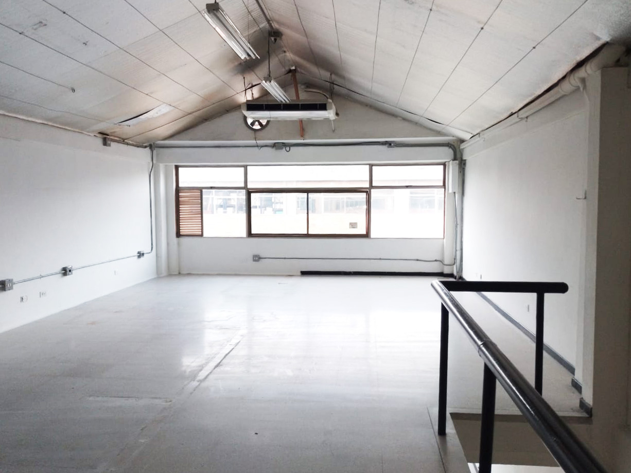 Bodega en arriendo en Cristo Rey, Medellín, 280 m² · foto 17 de 18