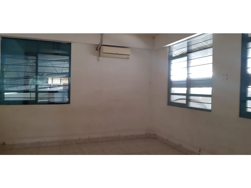 Bodega en arriendo en San Nicolas, Cali, 2000 m² · foto 5 de 5