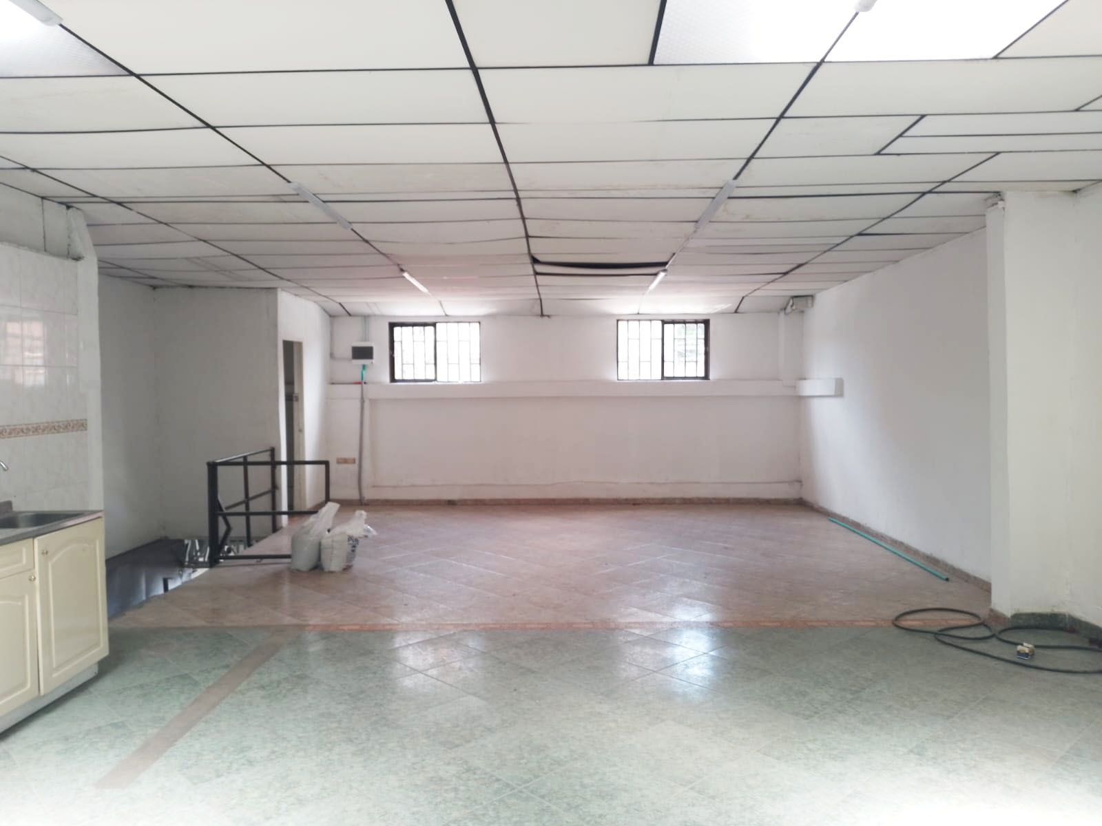Bodega en arriendo en Noel, Medellín, 200 m² · foto 5 de 18