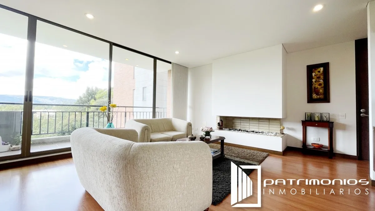 Apartamento en venta en Guaymaral, Bogotá · foto 2 de 24