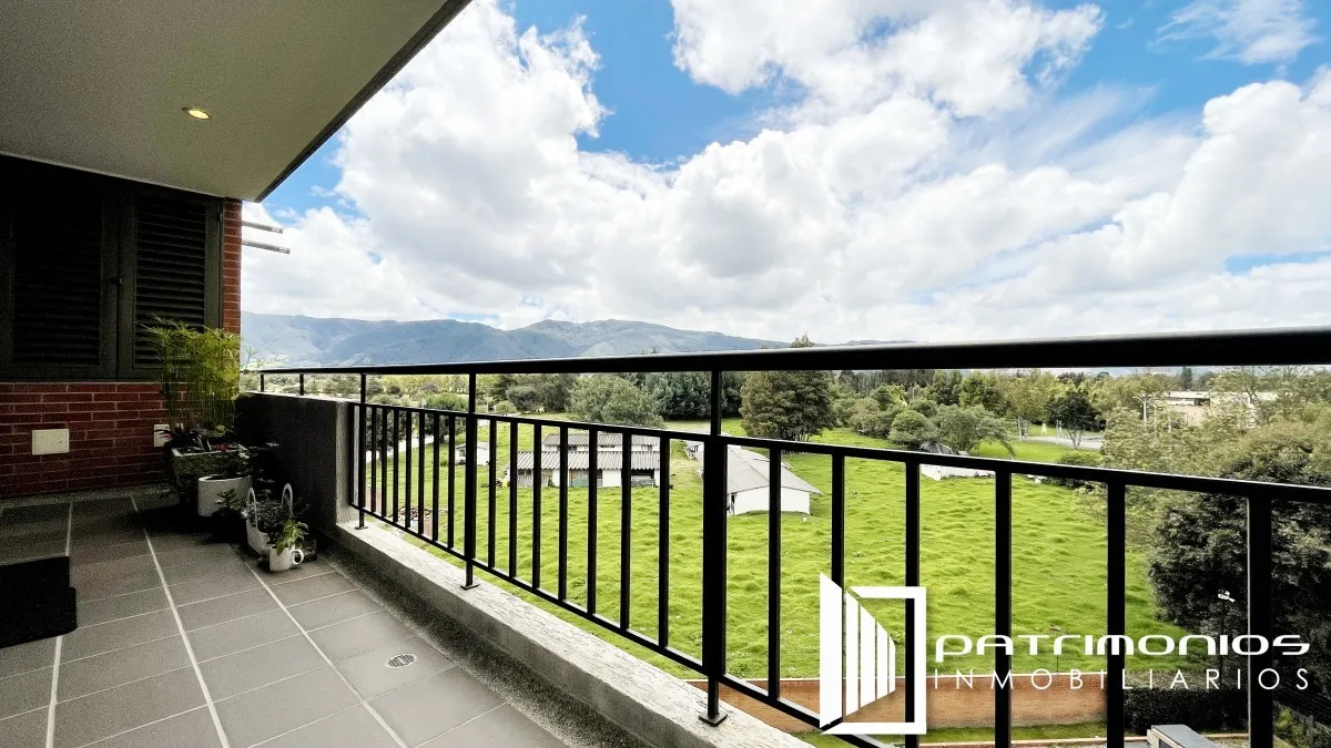 Apartamento en venta en Guaymaral, Bogotá · foto 3 de 24