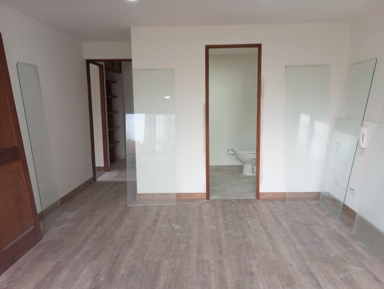 Apartamento en arriendo en Los Balsos No.2, Medellín · foto 8 de 16