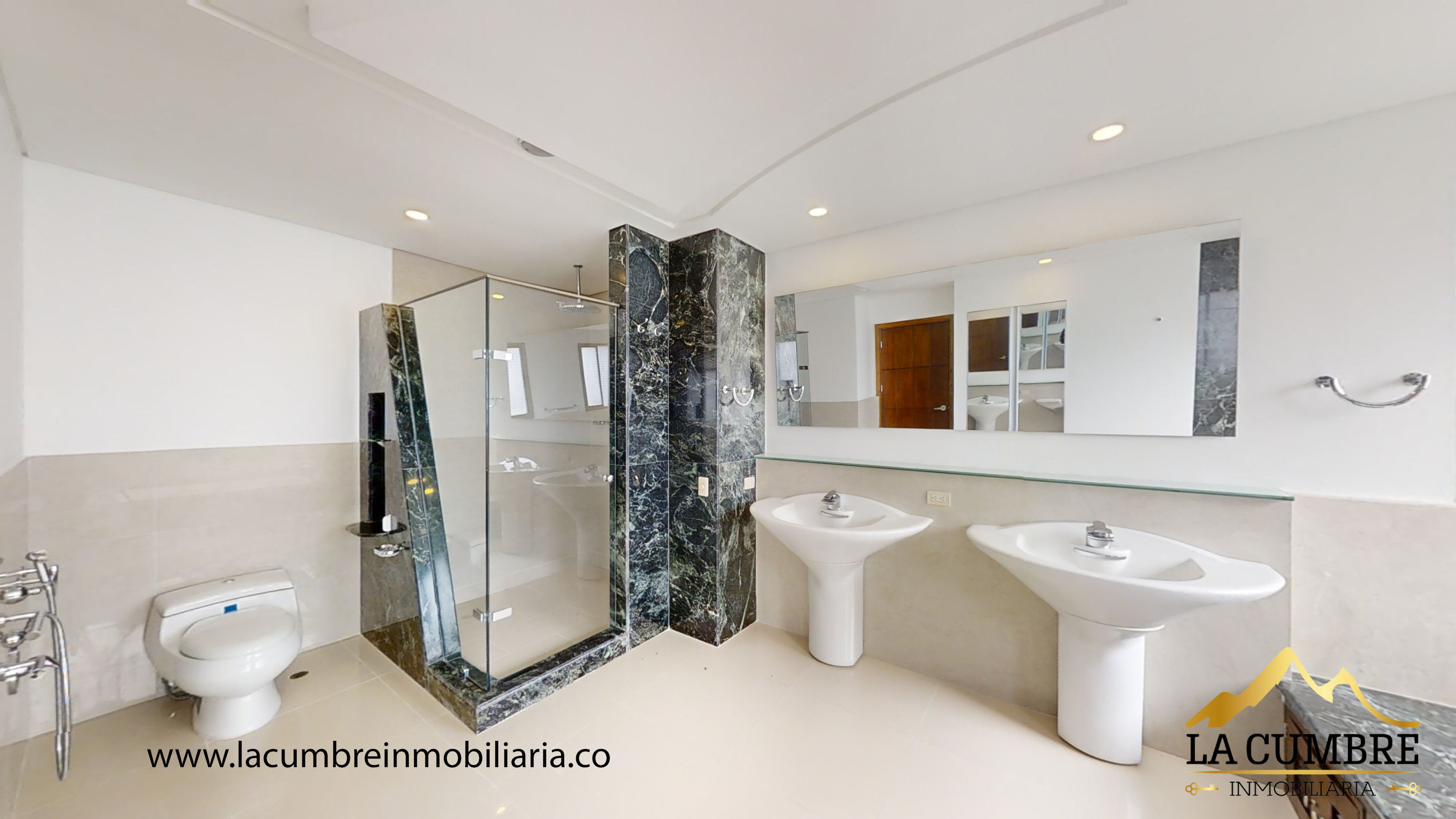 Apartamento en venta en El Poblado, Medellín · foto 11 de 19