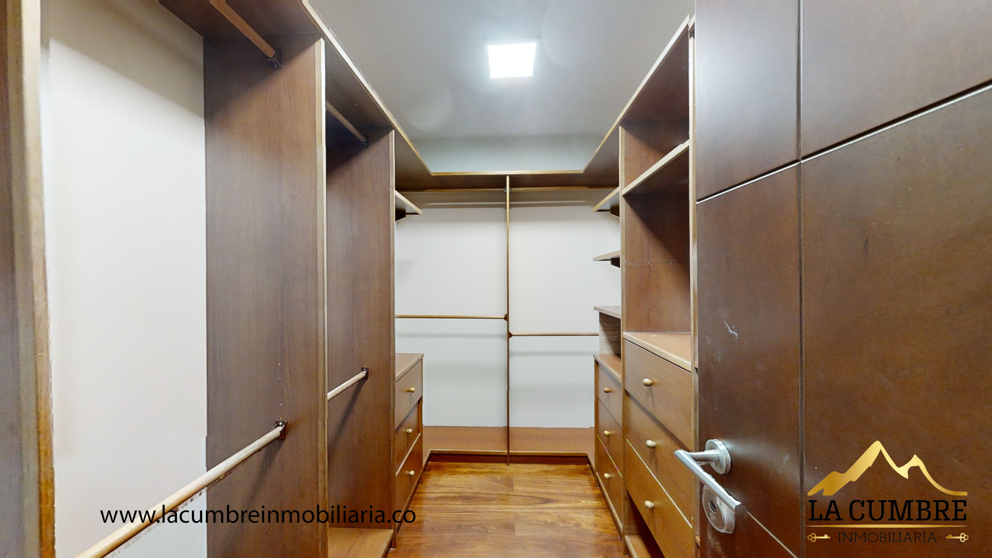 Apartamento en venta en El Poblado, Medellín · foto 14 de 19