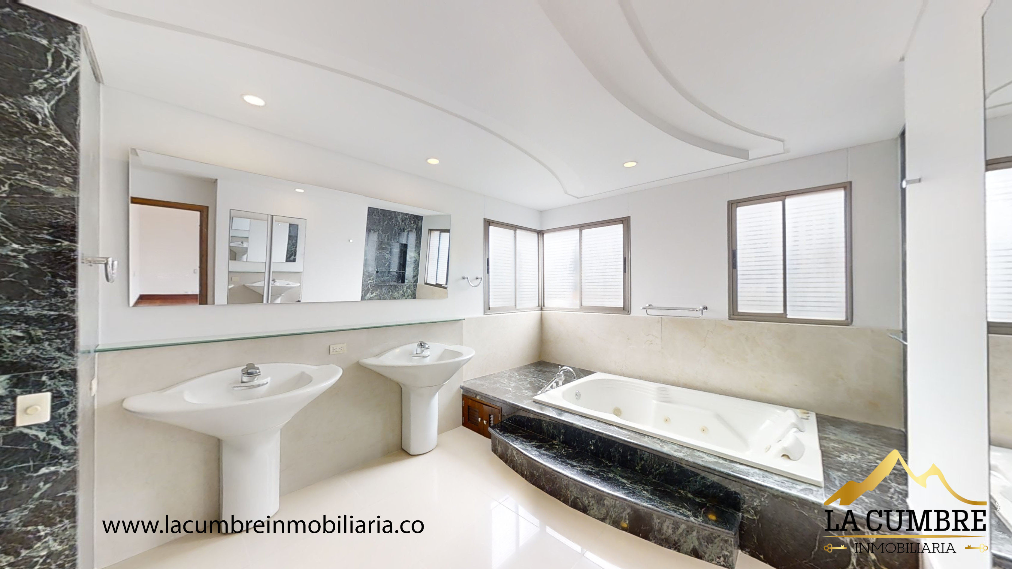 Apartamento en venta en El Poblado, Medellín · foto 17 de 19