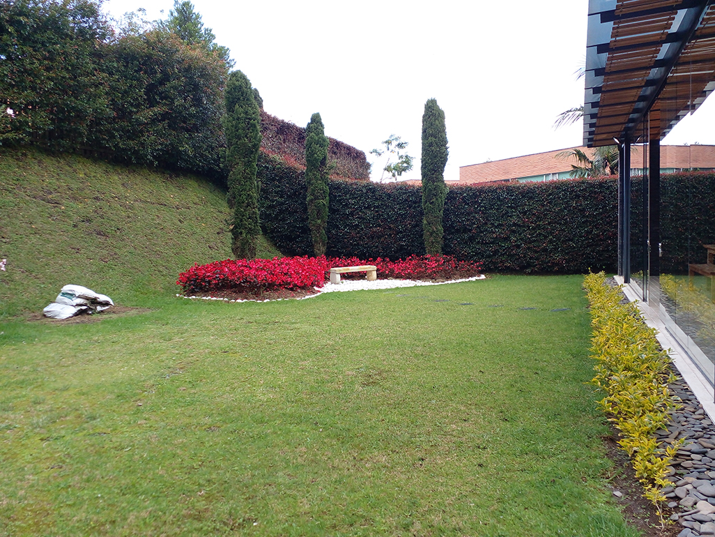 Casa de 3 alcobas en venta en Las Palmas, Envigado, 300 m² · foto 19 de 20