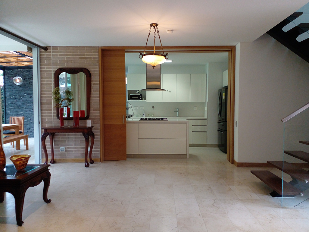 Casa de 3 alcobas en venta en Las Palmas, Envigado, 300 m² · foto 2 de 20