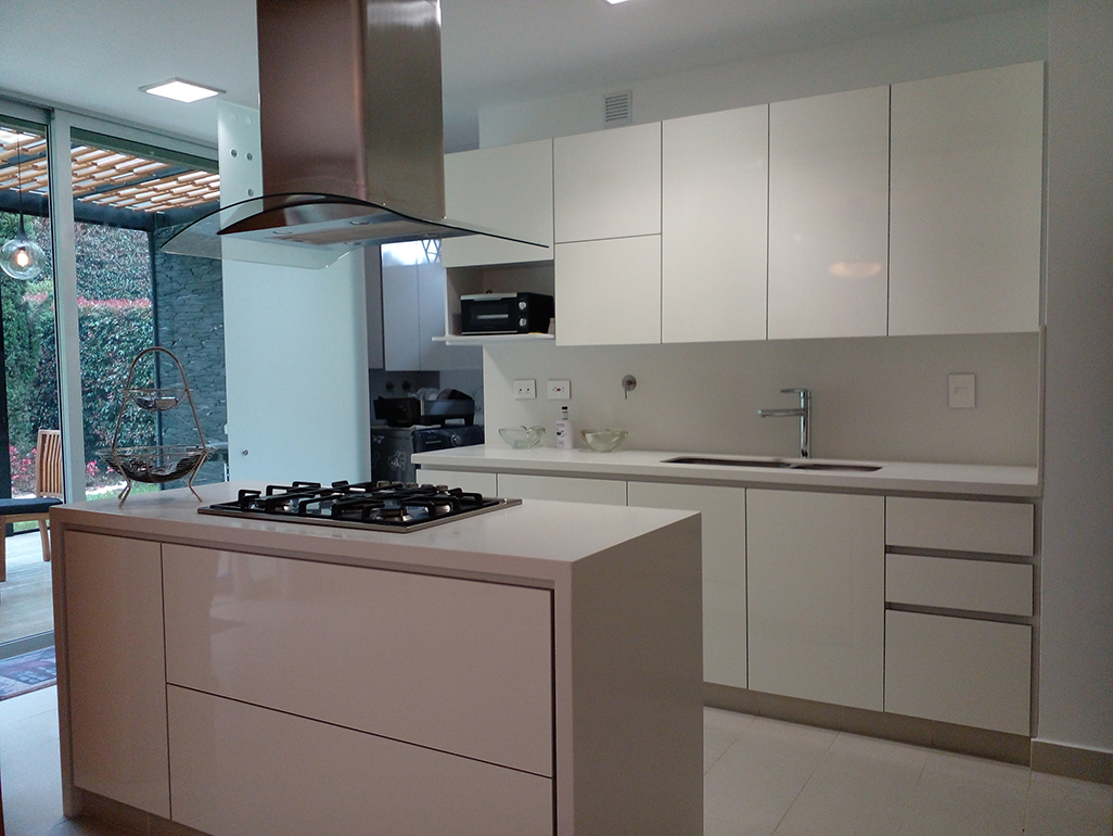 Casa de 3 alcobas en venta en Las Palmas, Envigado, 300 m² · foto 9 de 20