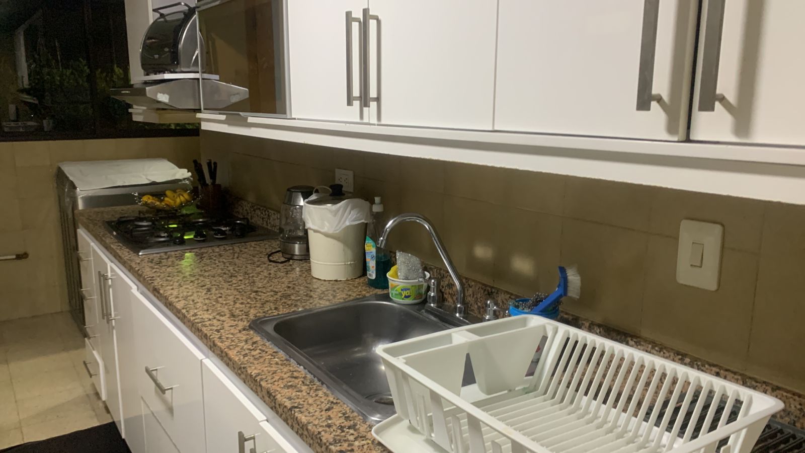 Apartamento de 4 alcobas en arriendo en La Aguacatala, Medellín, 280 m² · foto 5 de 18