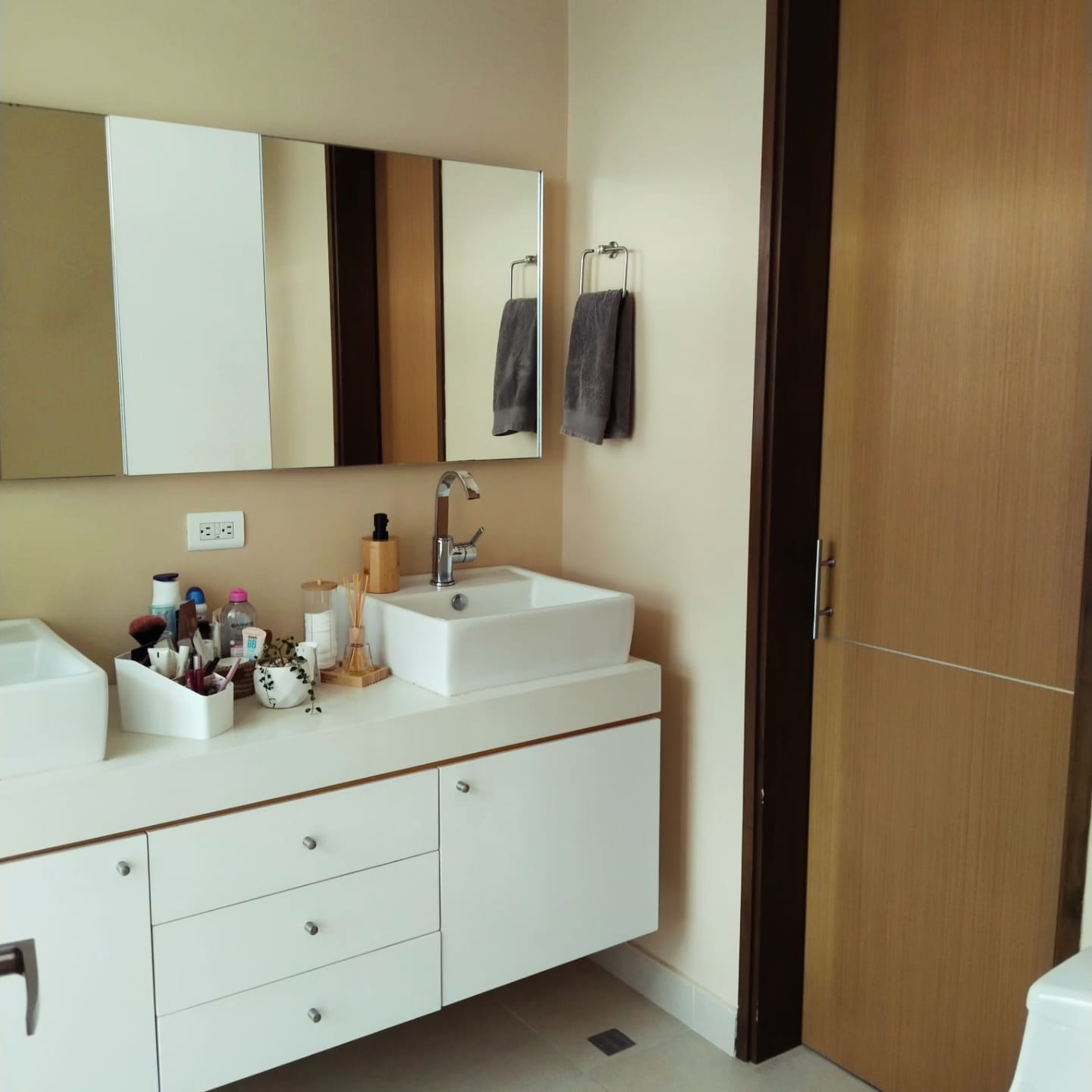 Apartamento de 3 alcobas en venta en Los Balsos No.2, Medellín, 204 m² · foto 10 de 10
