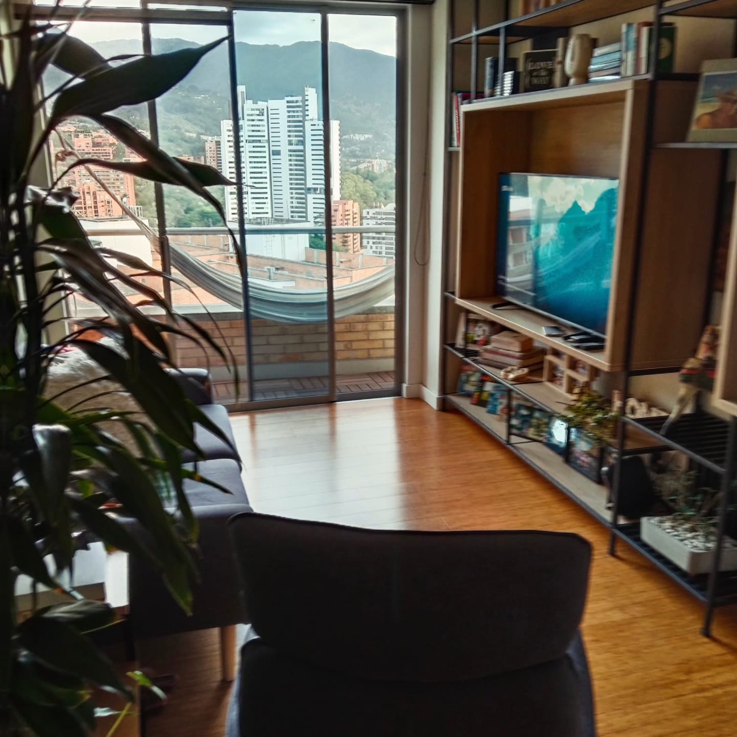 Apartamento de 3 alcobas en venta en Los Balsos No.2, Medellín, 204 m² · foto 4 de 10