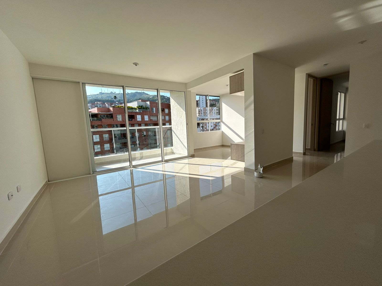 Apartamento de 2 habitaciones en arriendo en Cristales, Cali — imagen 1 de 15
