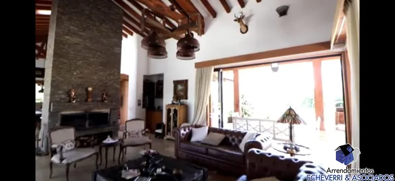 Casa de 4 alcobas en venta en Centro, Rionegro · foto 10 de 10