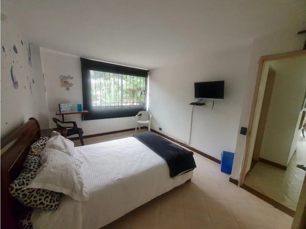 Apartamento de 3 alcobas en venta en Manila, Medellín, 142 m² · foto 13 de 16