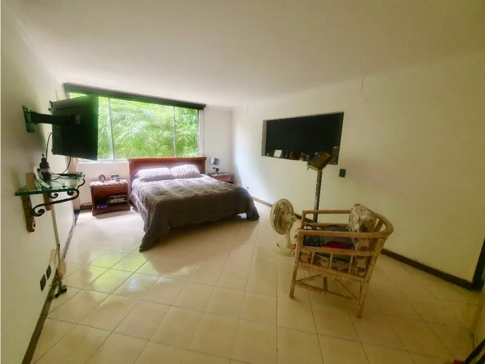 Apartamento de 3 alcobas en venta en Manila, Medellín, 142 m² · foto 8 de 16