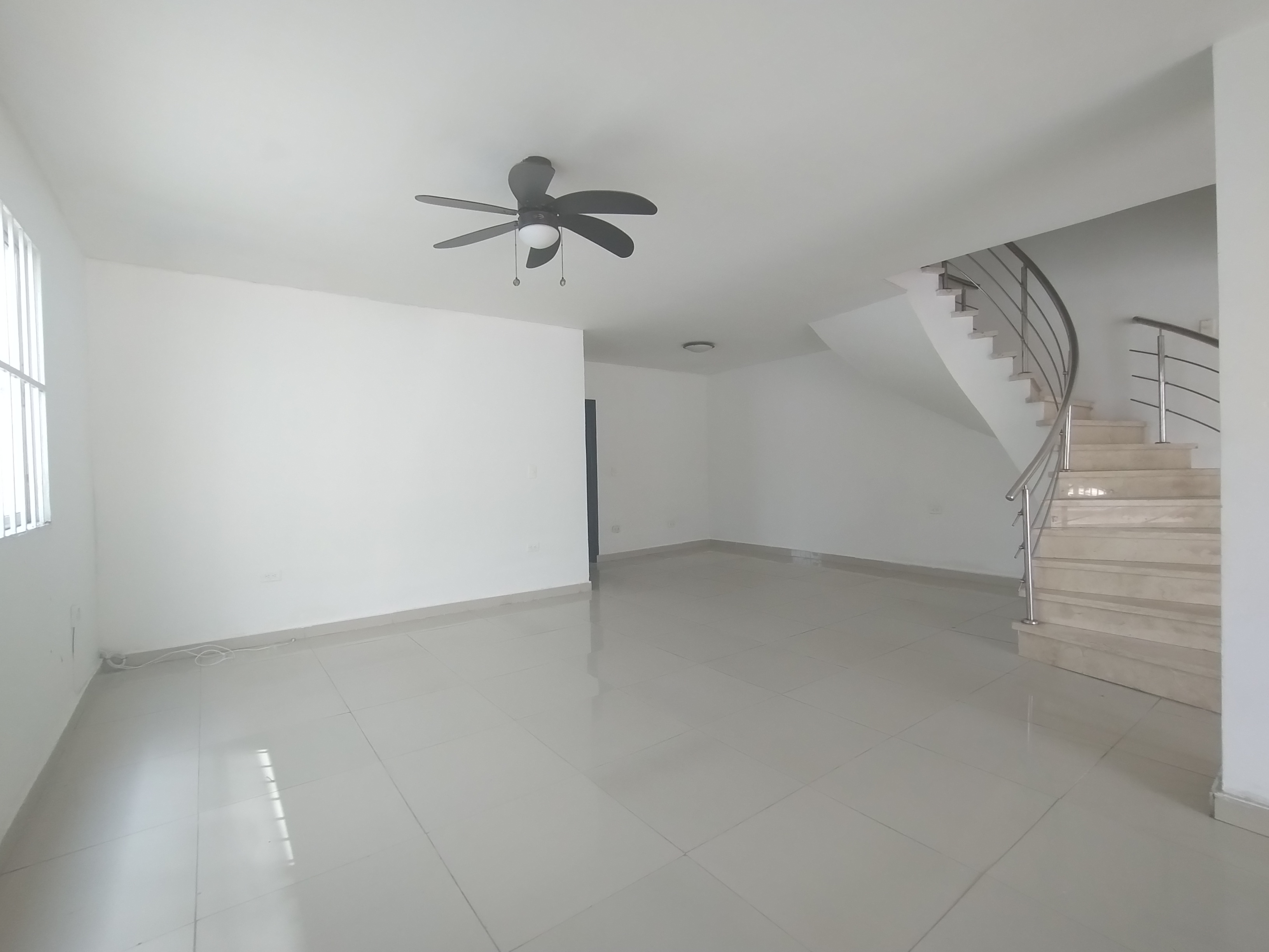 Casa de 5 alcobas en venta en Buenavista, Barranquilla, 217 m² · foto 2 de 14