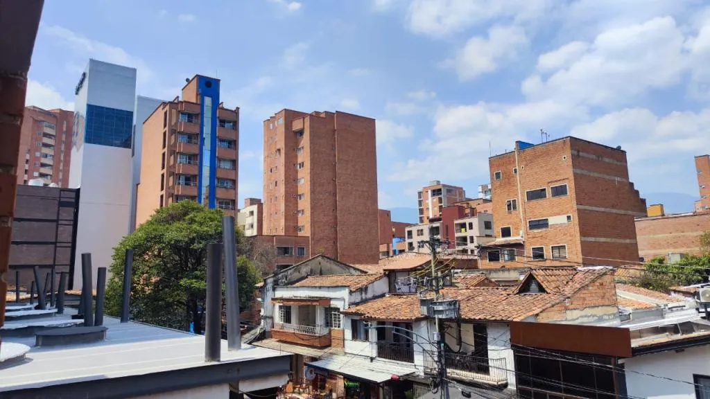 Apartamento de 2 alcobas en venta en Laureles, Medellín, 88 m² · foto 16 de 18