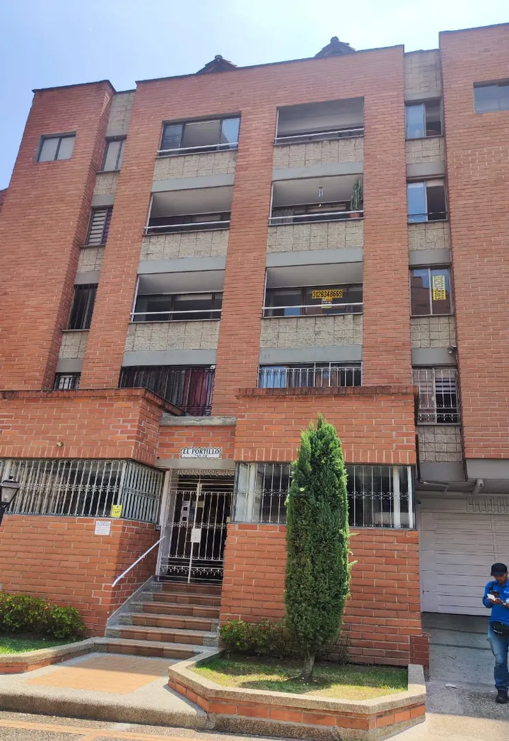 Apartamento de 2 alcobas en venta en Laureles, Medellín, 88 m² · foto 18 de 18