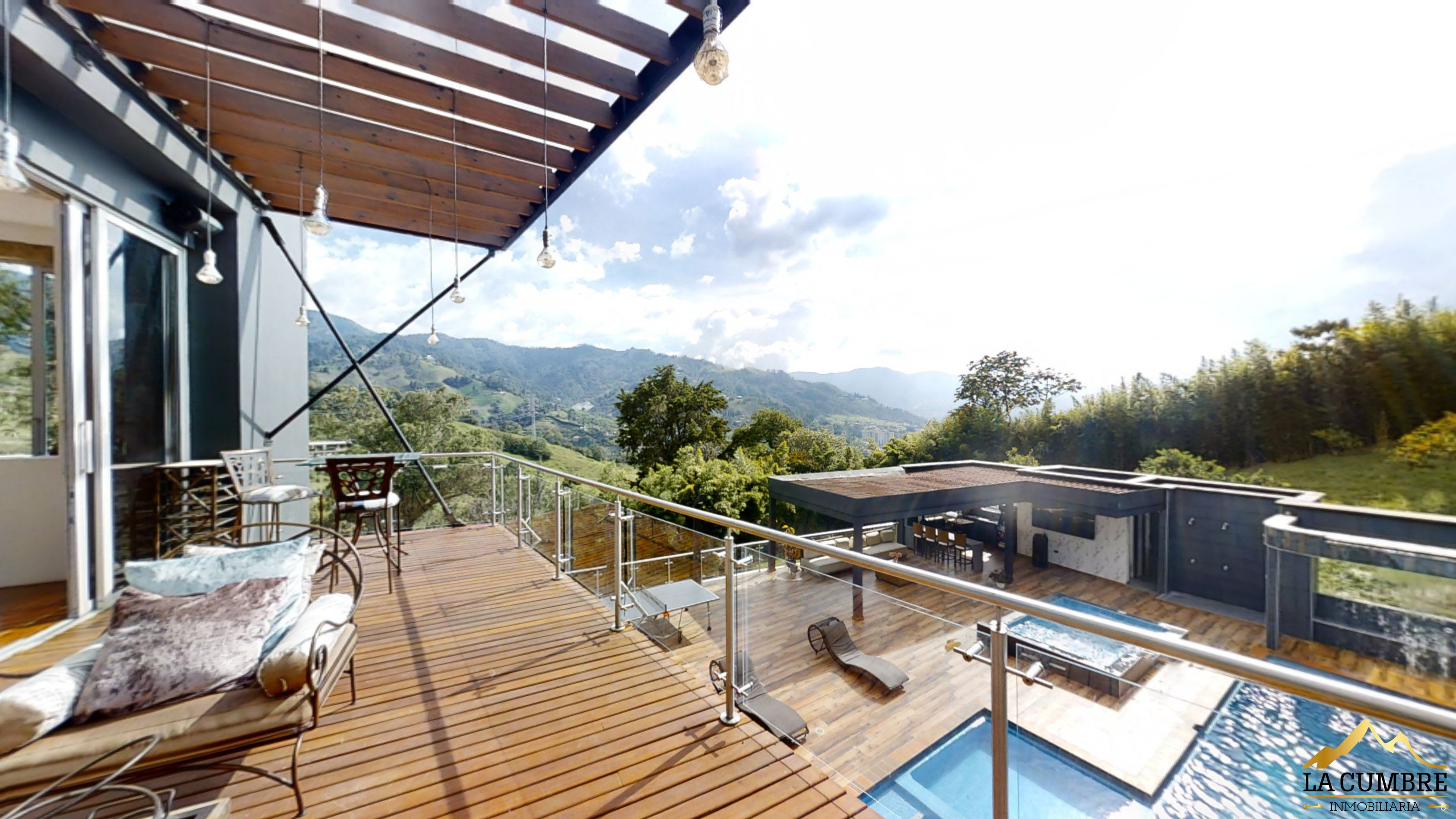 Casa de 6 alcobas en venta en Loma Del Escobero, Envigado, 434 m² · foto 14 de 15