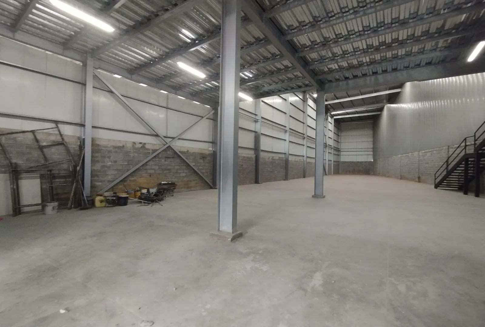 Bodega en arriendo en Romelia Alta, Dosquebradas, 862 m² · foto 4 de 11