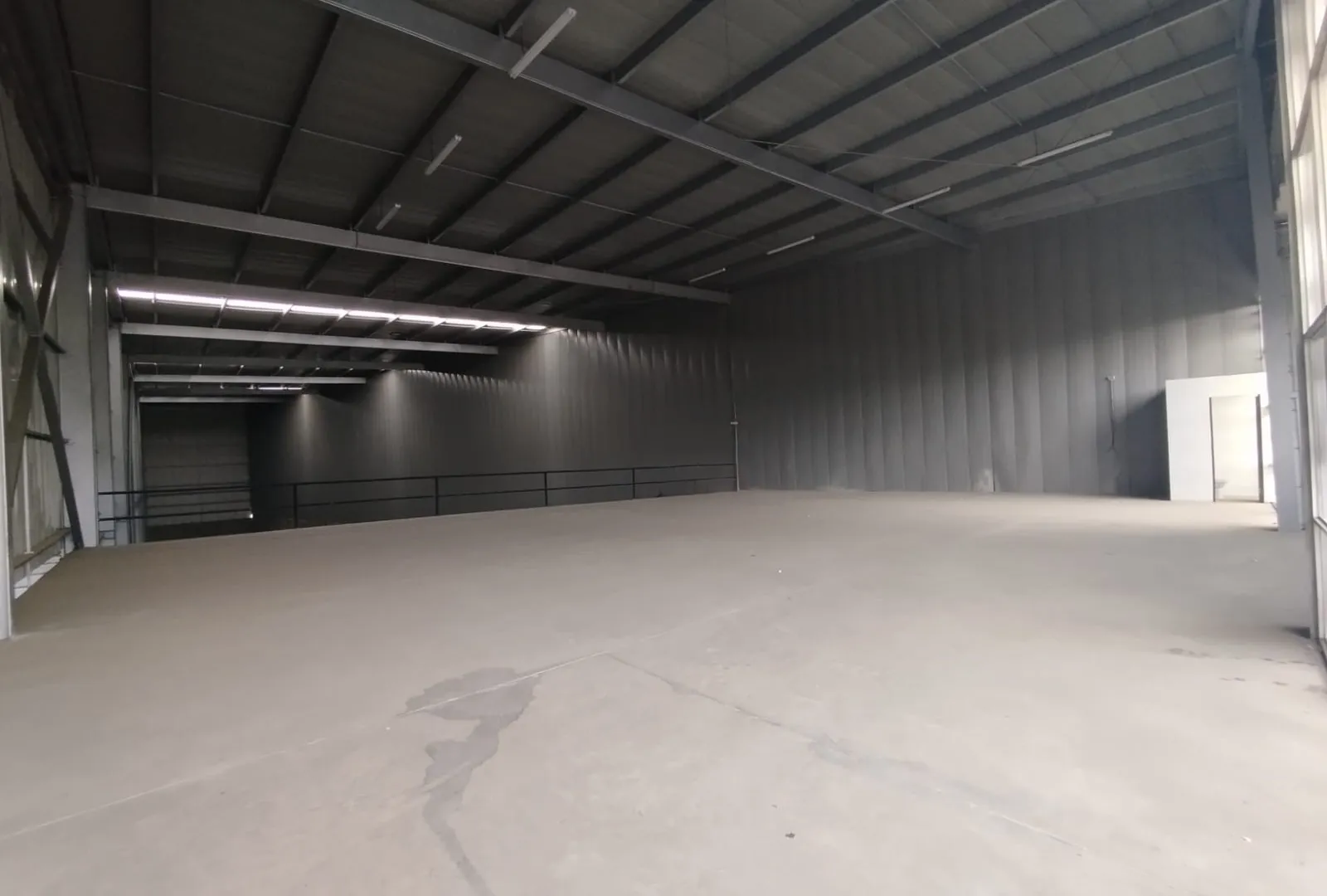 Bodega en arriendo en Romelia Alta, Dosquebradas, 862 m² · foto 5 de 11