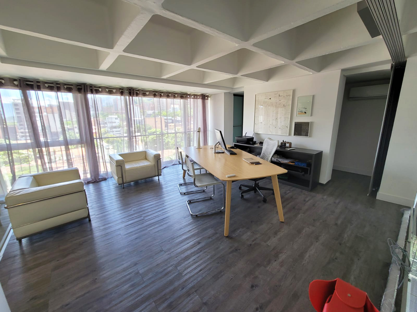 Apartamento de 3 alcobas en arriendo en Astorga, Medellín, 200 m² · foto 10 de 13