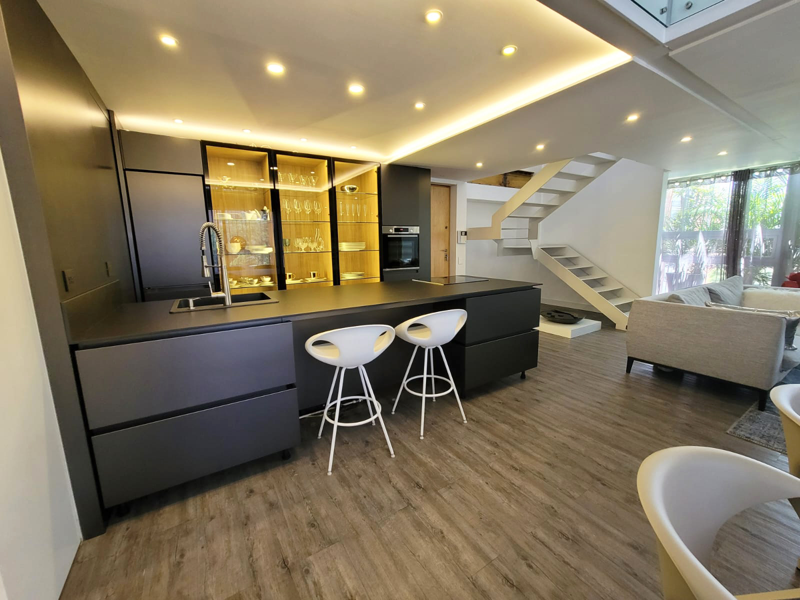 Apartamento de 3 alcobas en arriendo en Astorga, Medellín, 200 m² · foto 7 de 13