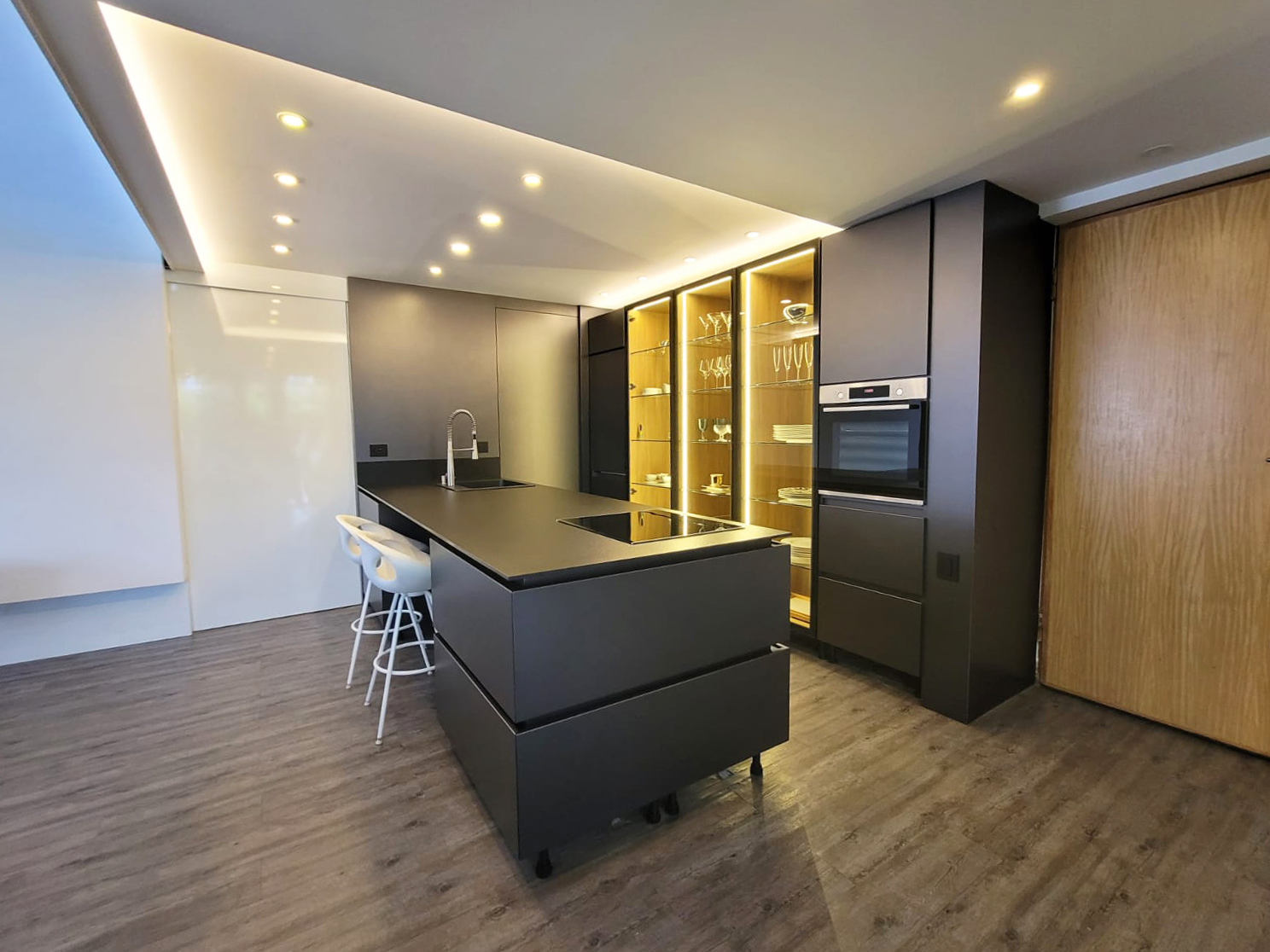 Apartamento de 3 alcobas en arriendo en Astorga, Medellín, 200 m² · foto 8 de 13