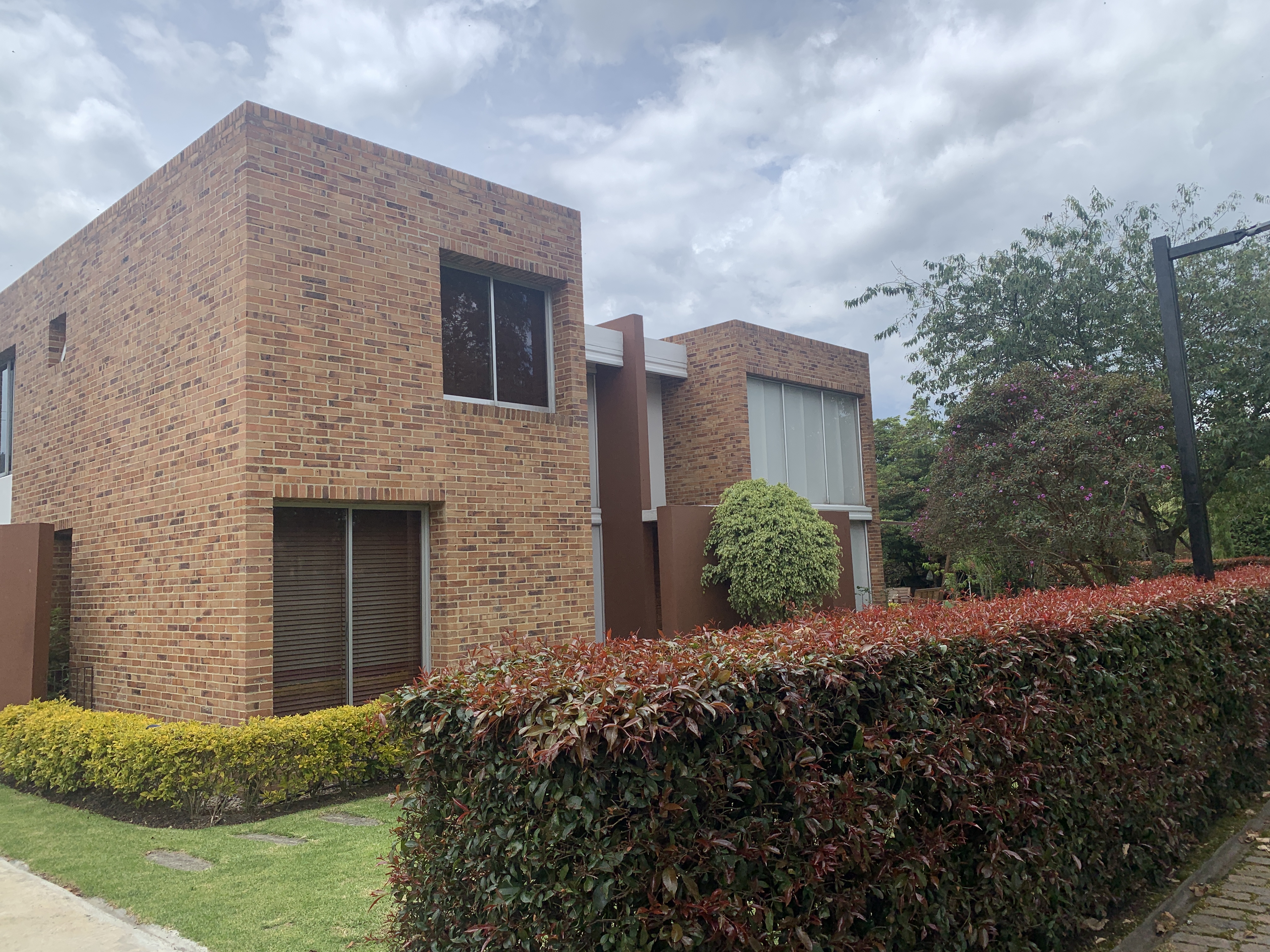 Casa de 5 alcobas en venta en Vereda La Balsa, Chía, 342 m² · foto 2 de 24